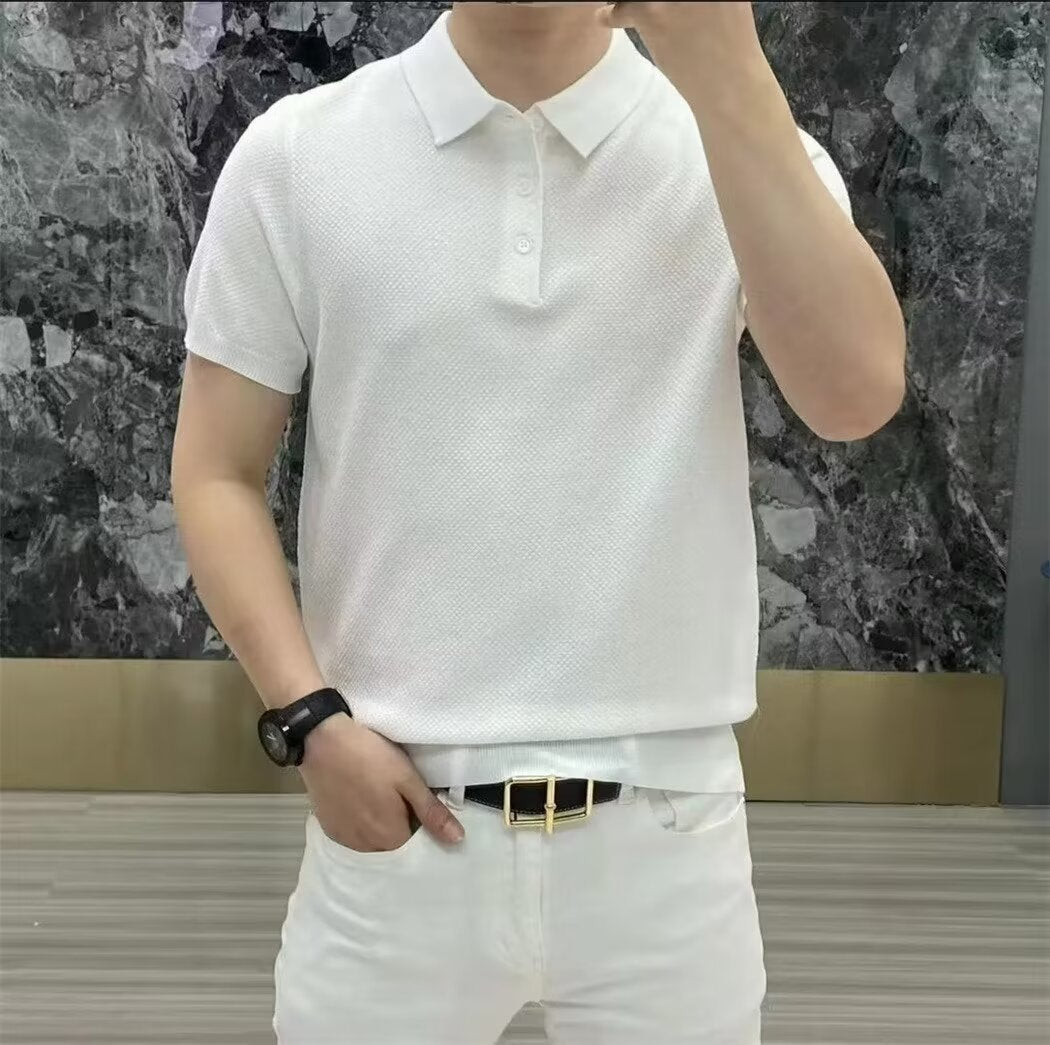 Polo pour hommes avec motif structural et patte de boutonnage