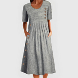 Robe d'été rayée pour femmes avec détails de boutons